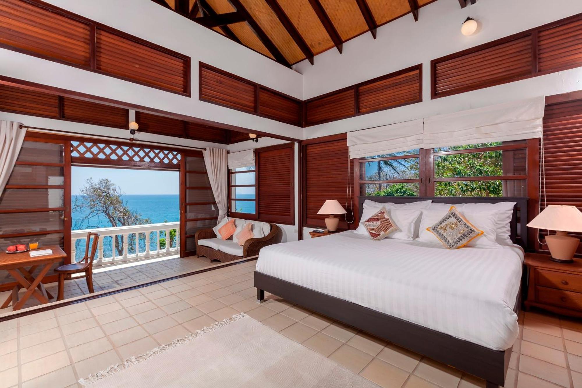 Baan Khunying - Secluded Phuket Beachfront Villa Rawai Exterior photo