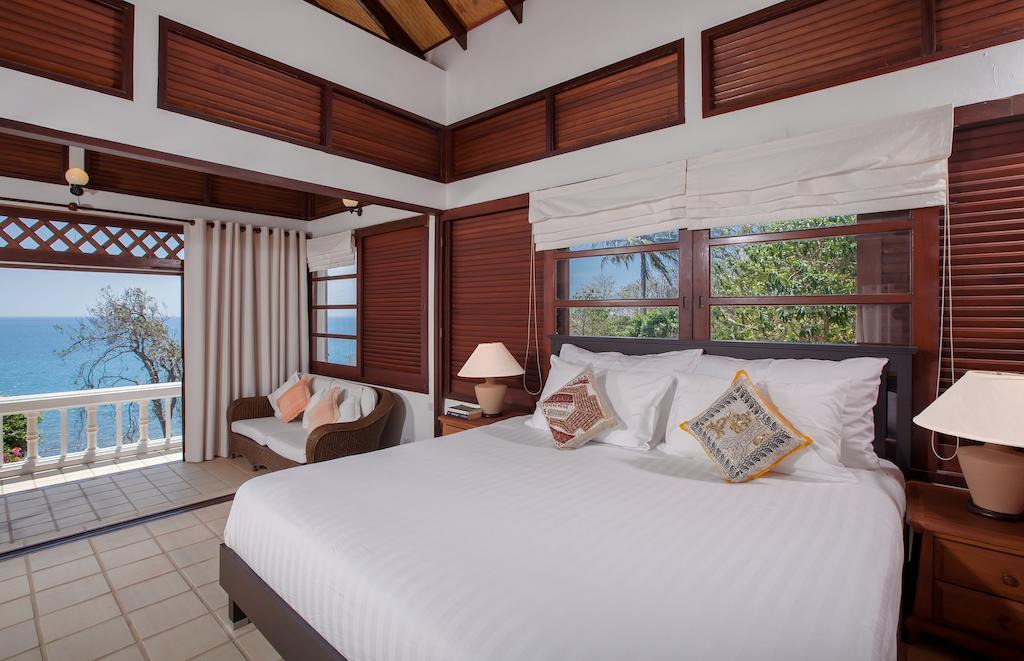 Baan Khunying - Secluded Phuket Beachfront Villa Rawai Room photo