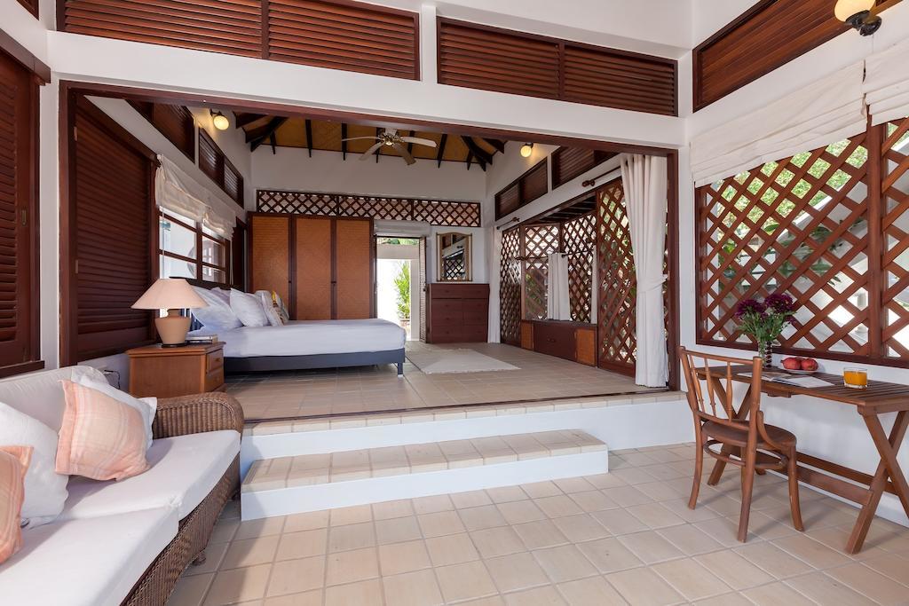 Baan Khunying - Secluded Phuket Beachfront Villa Rawai Room photo